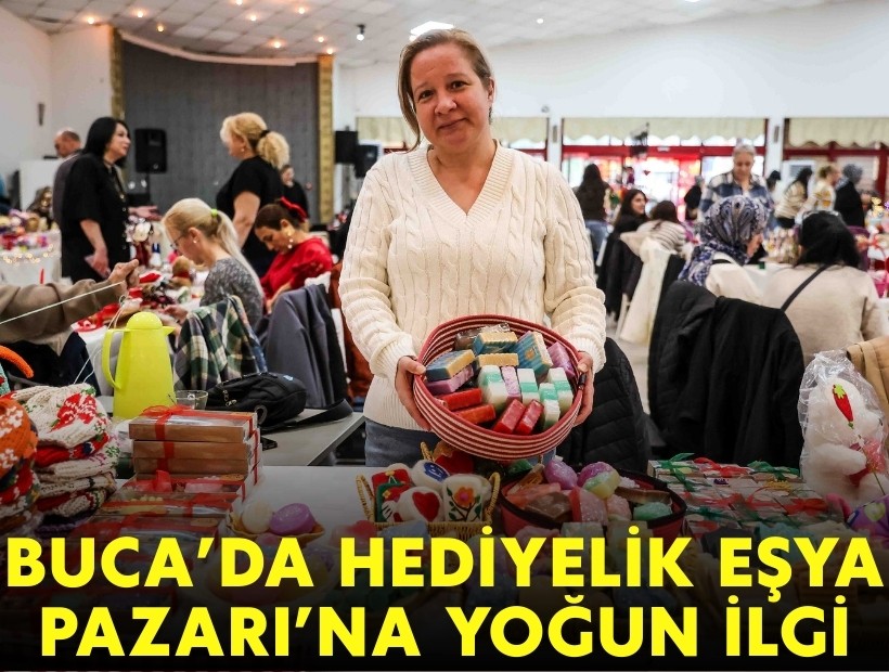 Buca'da Hediyelik Eşya Pazarı’na yoğun ilgi