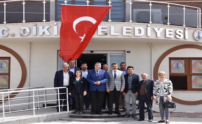 Sındır'dan Başkan Kırgöz’e tebrik ziyareti