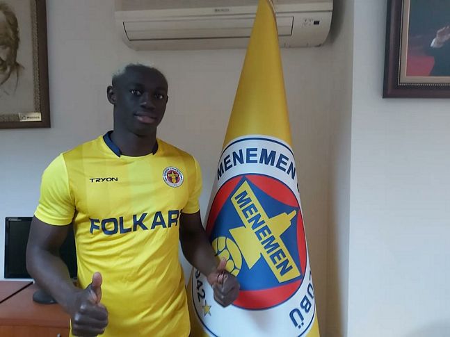 Gomis Menemenspor'da