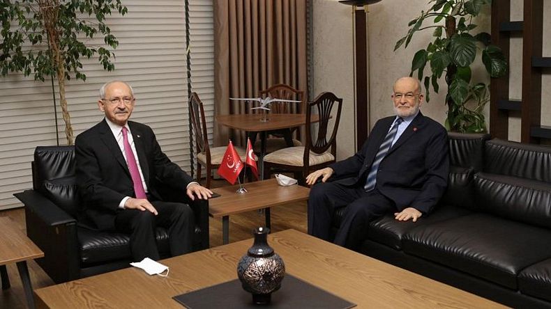 Kılıçdaroğlu, Karamollaoğlu’nu ziyaret etti