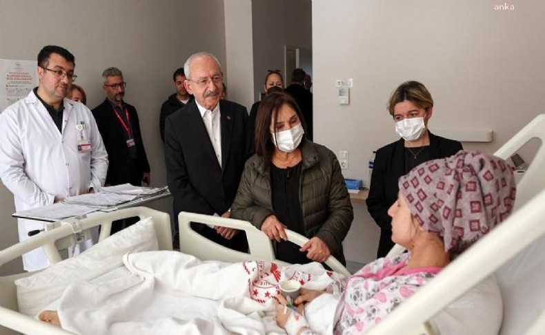 CHP lideri Kılıçdaroğlu depremzedeleri ziyaret etti