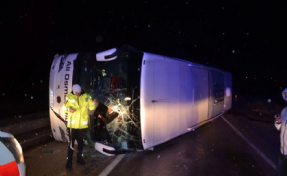 Kastamonu'da yolcu otobüsü devrildi: 30 yaralı