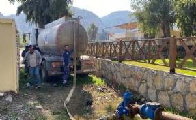 Deprem bölgesindeki su sorunu için İZSU ekipleri devrede