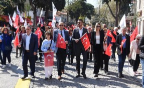 Atatürk'ün Foça'ya gelişinin 89. yıl dönümü törenlerle kutlandı