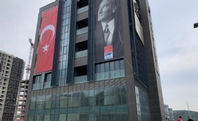 CHP İstanbul İl Başkanlığı'na silahlı saldırı