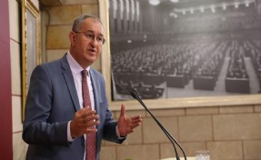 CHP’li Sertel: PTT küçülüyor, küçük ortak zenginleşiyor