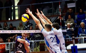 Arkas Spor’dan Kupa Voley’e veda