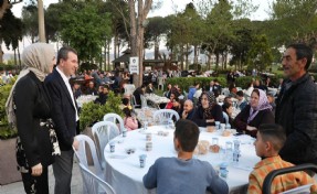 Bergama’da 2 bin kişilik iftar sofrası