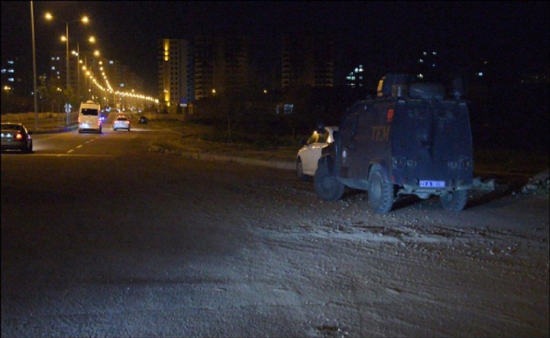 Polis ekiplerine ateş açıldı: Operasyon başlatıldı