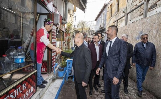 Soyer, Foça'da konuştu: Hep birlikte Türkiye’yi değiştireceğiz