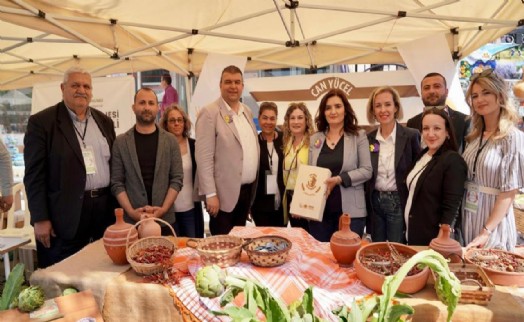 Seferihisar’da tohumlar bahar bayramında umuda yeşerdi!