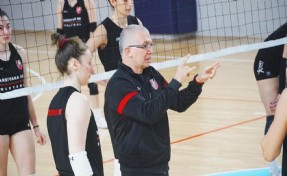 KSK Voleybol, Reşat Yazıcıoğulları ile yola devam ediyor