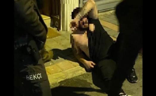 İzmir'de sokak ortasında kadını öldüresiye döven saldırgan tutuklandı