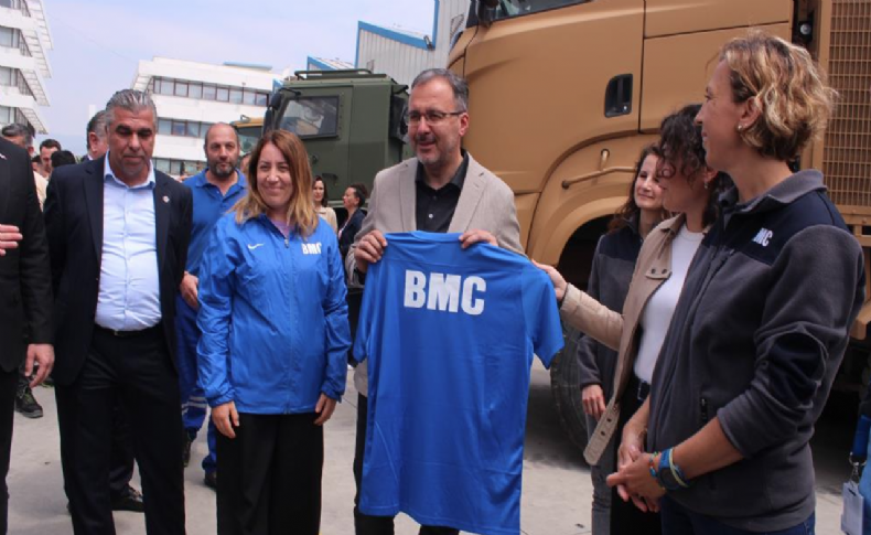 Bakan Kasapoğlu, BMC işçileri ile yemek yedi