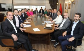 AK Parti İzmir’de '28 Mayıs' zirvesi: Şimdi sıra, uhuletle ve suhuletle...