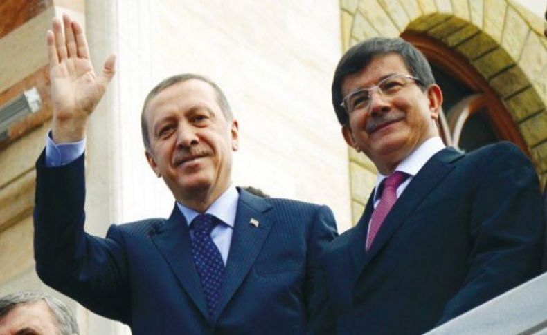 Davutoğlu'ndan flaş karar: O görevi iade ediyor