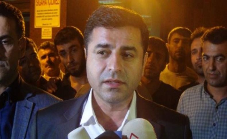 Demirtaş'tan Taner Yıldız'a çağrı: Dağlıca'da bir gece...