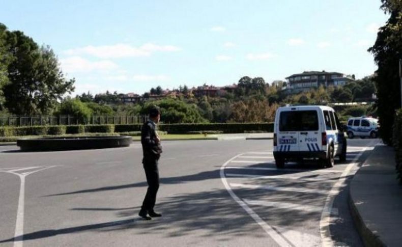 Cumhurbaşkanlığı Köşkü önünde hareketli dakikalar