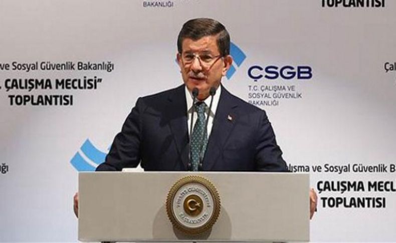 Davutoğlu: 'Dünyadaki her bir insan için Türkiye'de fidan dikilecek'