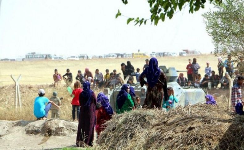 IŞİD Türkiye sınırında altı köy ele geçirdi