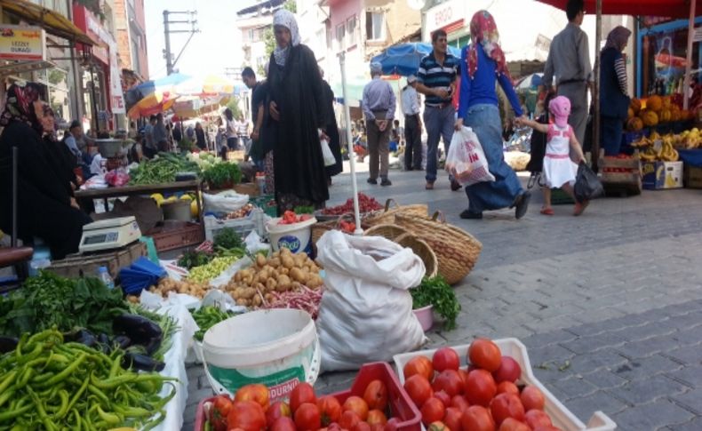 700 yıllık Beyce pazarında doğal ve yerli ürün bereketi yaşanıyor