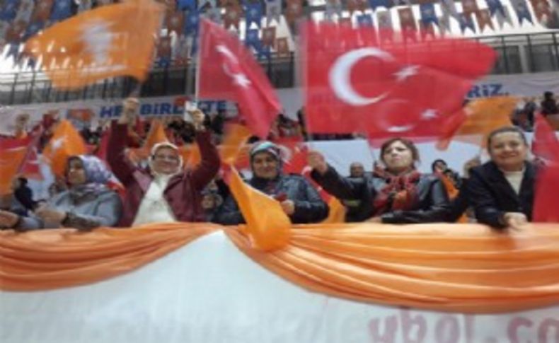 AK Parti İzmir İl Kadın Kolları'nda 'Keskin' değişim!