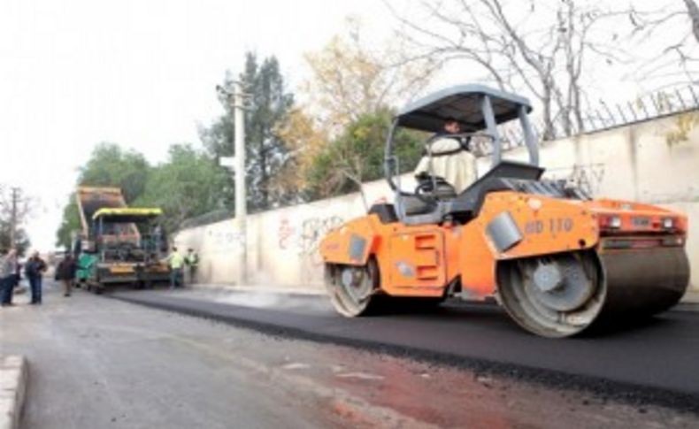 Bornova’da sokaklar yenileniyor