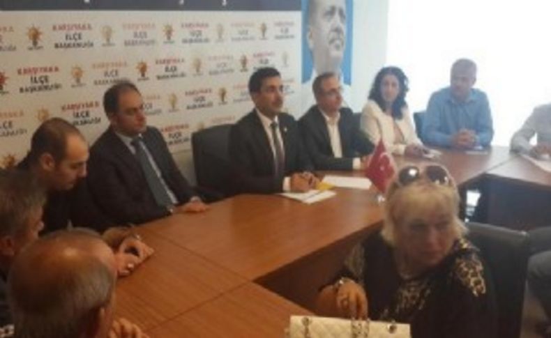 AK Parti İzmir'de gündem kongreler: İkinci bölgeye koordinatör çıkarması!