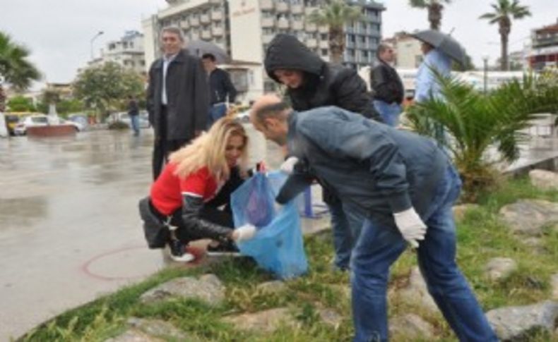 Temiz Kuşadası için el ele verdiler