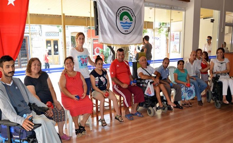 Foça'da engelsiz spor “Boccia'