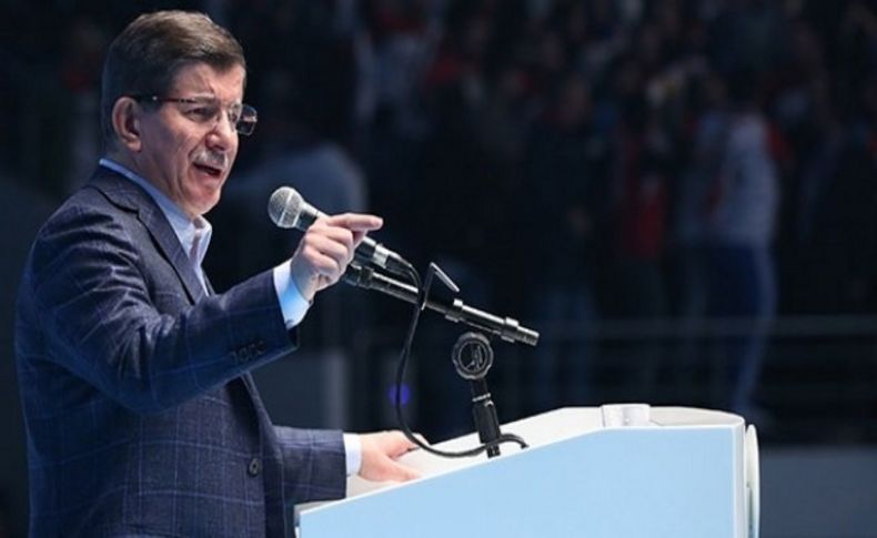 Davutoğlu: O hendekleri başlarında parçalayacağız