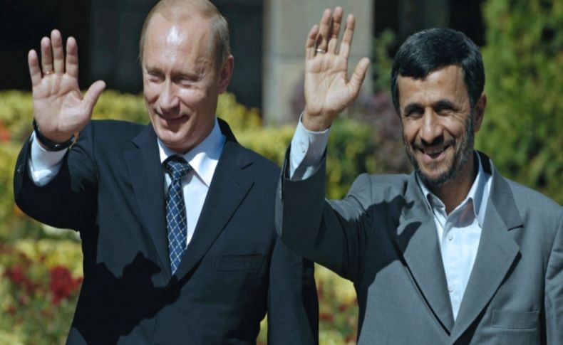 Ahmedinejad Moskova’da Putin’le Suriye’yi görüşecek