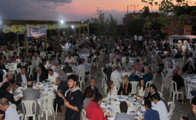 AK Parti, Çakırlı'da iftar verdi