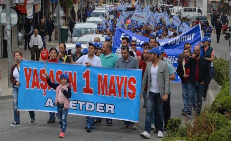 Aliağa'da emekçilerden 1 Mayıs yürüyüşü