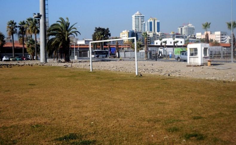 Bakan Kılıç'tan canlı yayında Alsancak Stadı yanıtı