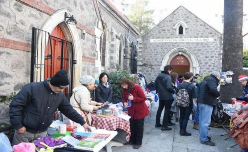 Alsancak'ta Noel kermesi