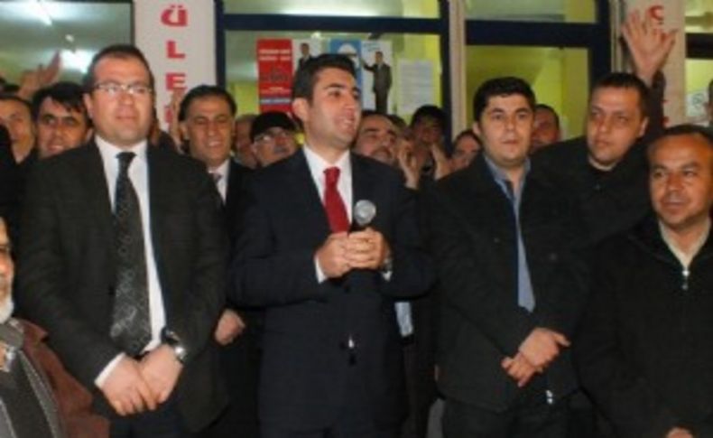 Kemalpaşa’da miting gibi SKM açılışı