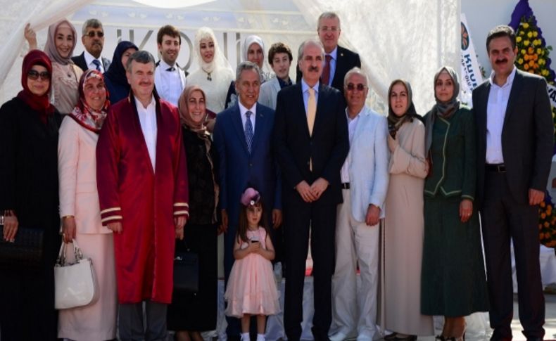 Arınç ve Kurtulmuş nikah şahitliği yaptı