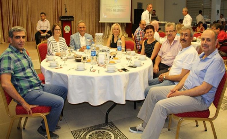 Ödemiş'te belediye çalışanlarına iftar yemeği