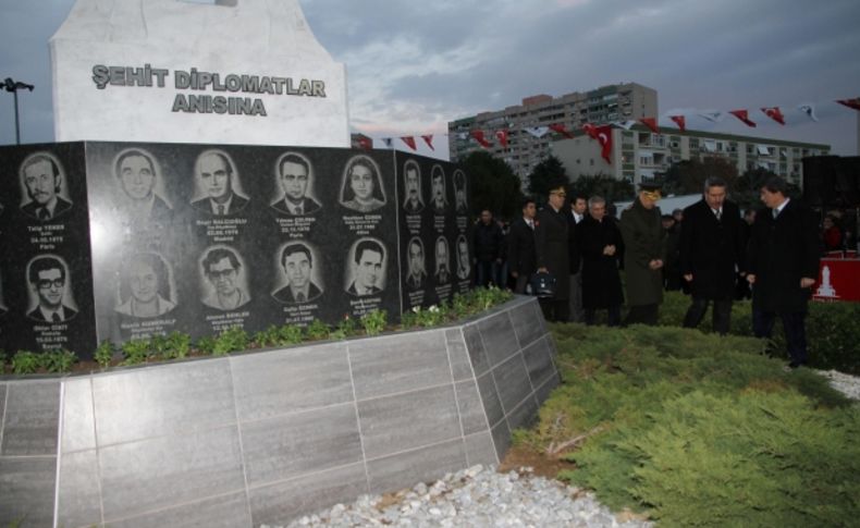 Bakan Davutoğlu’ndan Başkan Durak’a teşekkür