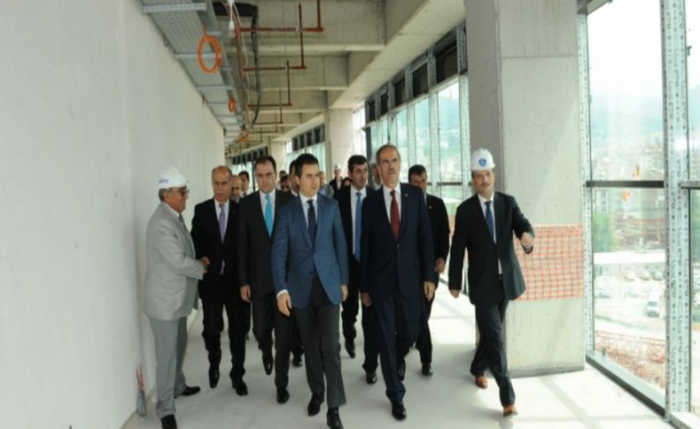 Bakan Kılıç’tan Bursa'nın yeni stadına övgü