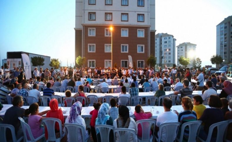 Başakşehir'de 'Çay Sohbetleri' başladı