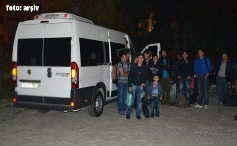 İzmir polisinden minibüslere operasyon