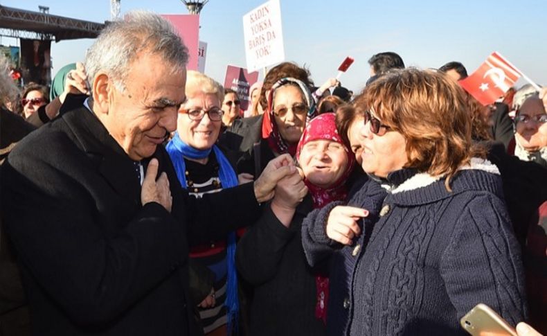 Başkan’dan kadınlara: “Hakkınızı söke söke alın!”