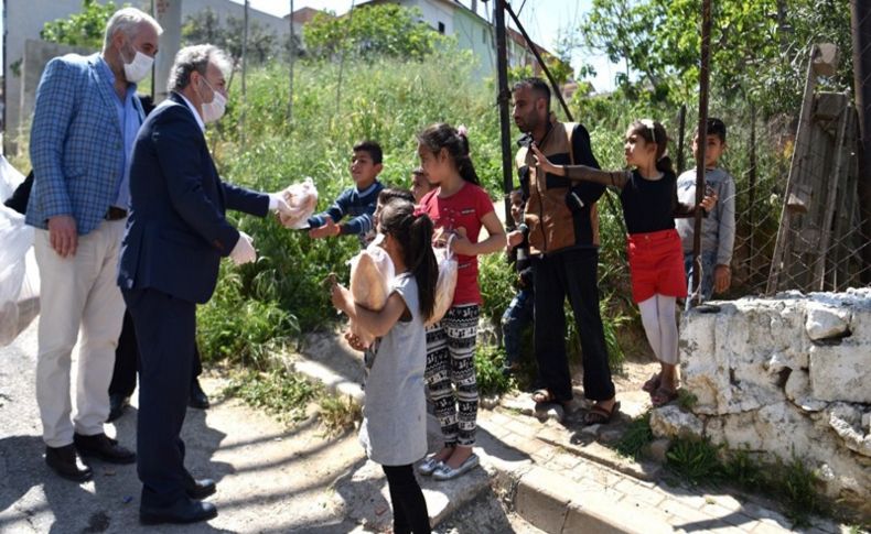 Başkan İduğ’dan çat kapı 'Hayırlı Ramazanlar' ziyareti