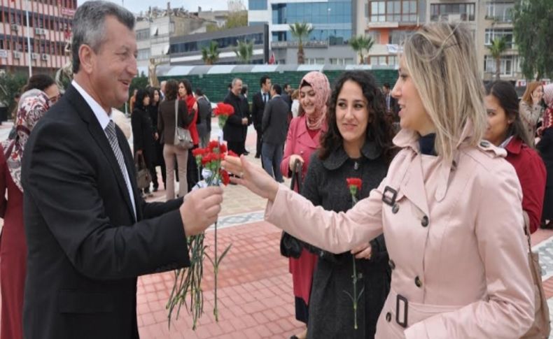 Başkan Şahin’den hak arayan öğretmenlere destek