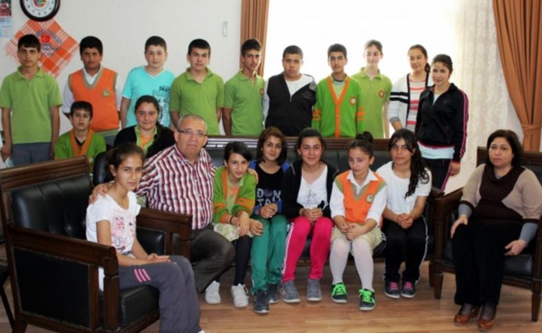Başkan Şanal, öğrencilere Urfa gezisi sözü verdi