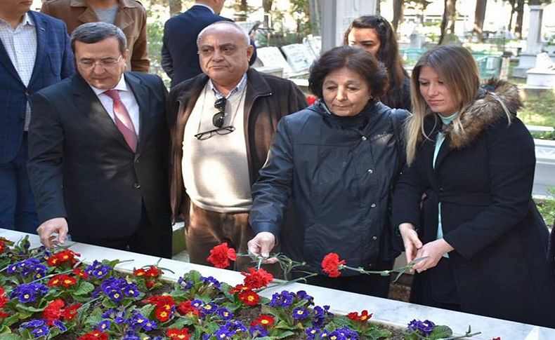 Batur, Efsane Başkan Alyanak’ı mezarı başında andı