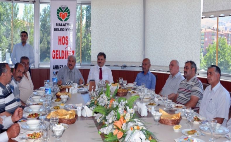 Belediye Başkanı Çakır muhtarlarla biraraya geldi