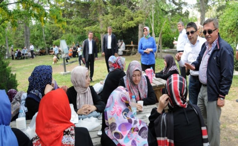 Belediye, vatandaşları pikniğe çağırdı